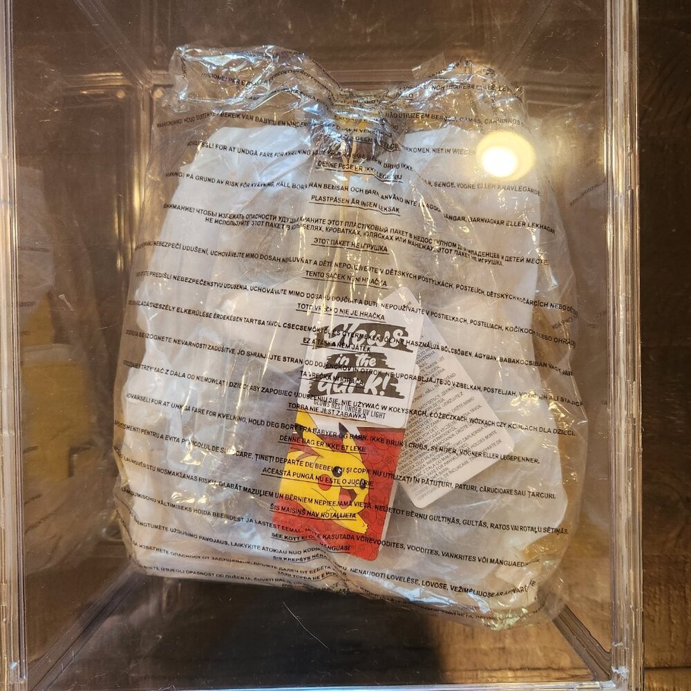 Jolteon Pokemon Loungefly Mini Backpack - Picture 4 of 4